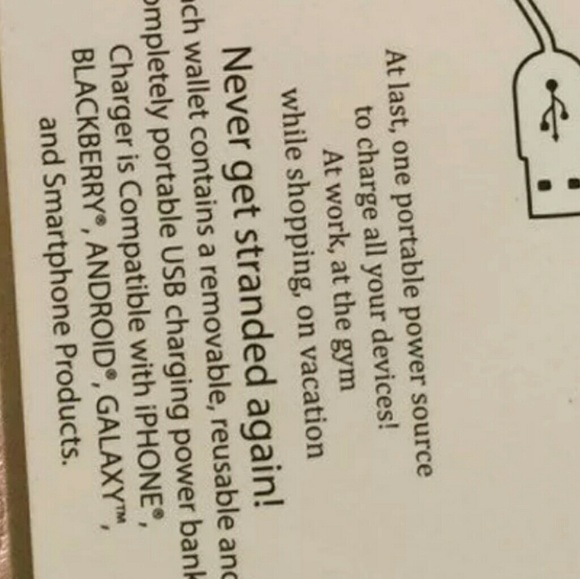 Adrienne Vittadini maroon leather Tech wallet Nwt - Picture 5 of 7